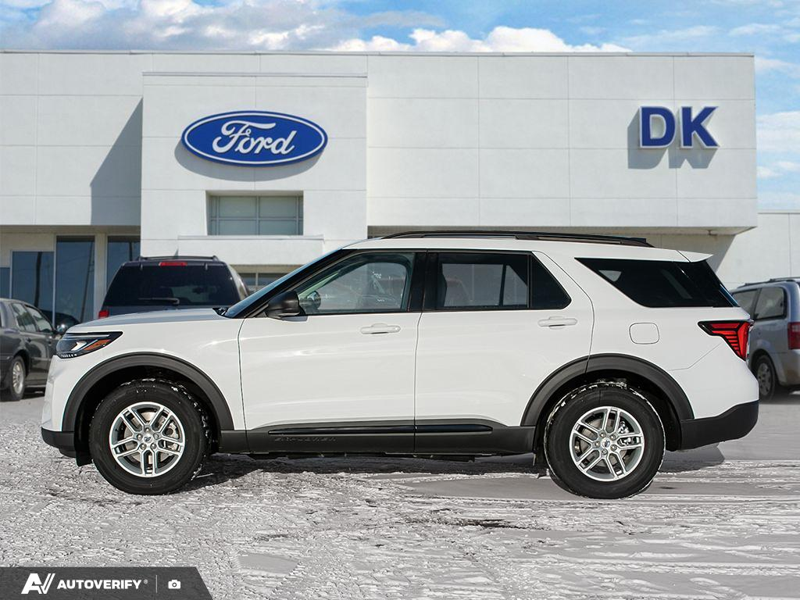 NEW 2026 Ford Explorer Active - Oxford White Exterior / DARK SPACE GRAY CLOTH Interior - $55,924 - Stock #D60203 - VIN 1FMUK8DH4TGA83160 - Photo 3