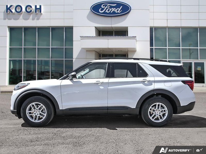 NEW 2026 Ford Explorer Active - Oxford White Exterior / DARK SPACE GRAY CLOTH Interior - $52,624 - Stock #E60258 - VIN 1FMUK8DH5TGA82812 - Photo 3