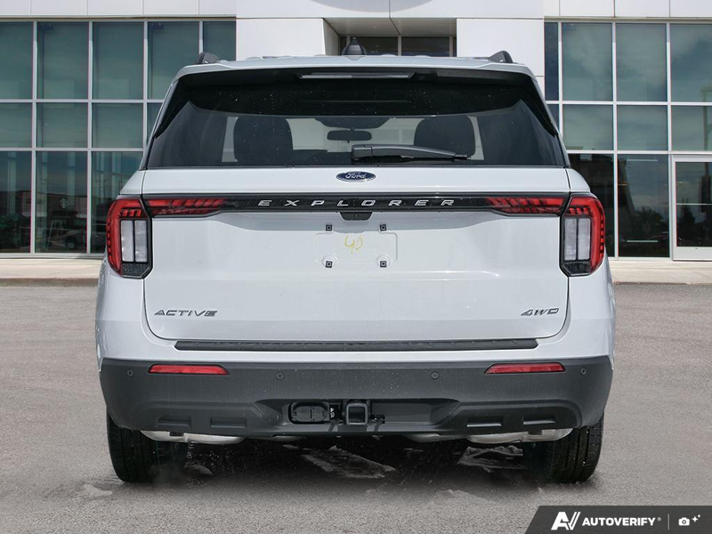 NEW 2026 Ford Explorer Active - Oxford White Exterior / DARK SPACE GRAY CLOTH Interior - $50,765 - Stock #E60195 - VIN 1FMUK8DHXTGA79291 - Photo 5