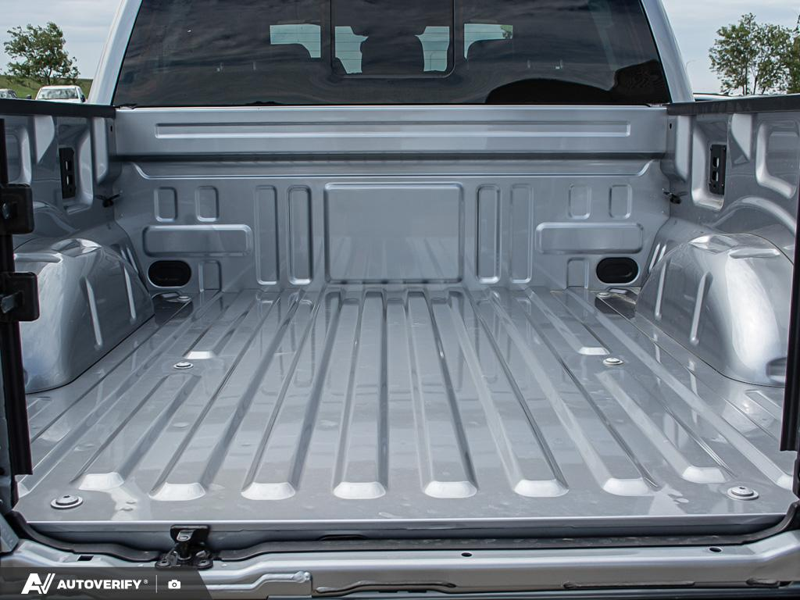 NEW 2026 Ford F-150 LARIAT - Iconic Silver Metallic Exterior / BLACK ACTIVE X Interior - $86,221 - Stock #D60544 - VIN 1FTFW5L80TFA86483 - Photo 11
