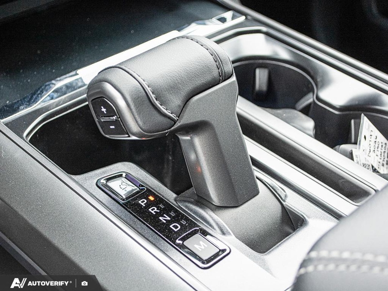 NEW 2026 Ford F-150 LARIAT - Star White Tri-Coat Exterior / BLACK, ACTIVEX TRIMMED 40/CONSOLE/40 FRONT SEATS (B) Interior - $88,377 - Stock #D60797 - VIN 1FTFW5L51TFB70902 - Photo 19