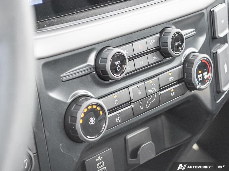 NEW 2026 Ford F-150 XL - Oxford White Exterior / MEDIUM DARK SLATE CLOTH Interior - $64,229 - Stock #E60475 - VIN 1FTFX1L87TKD72487 - Photo 21