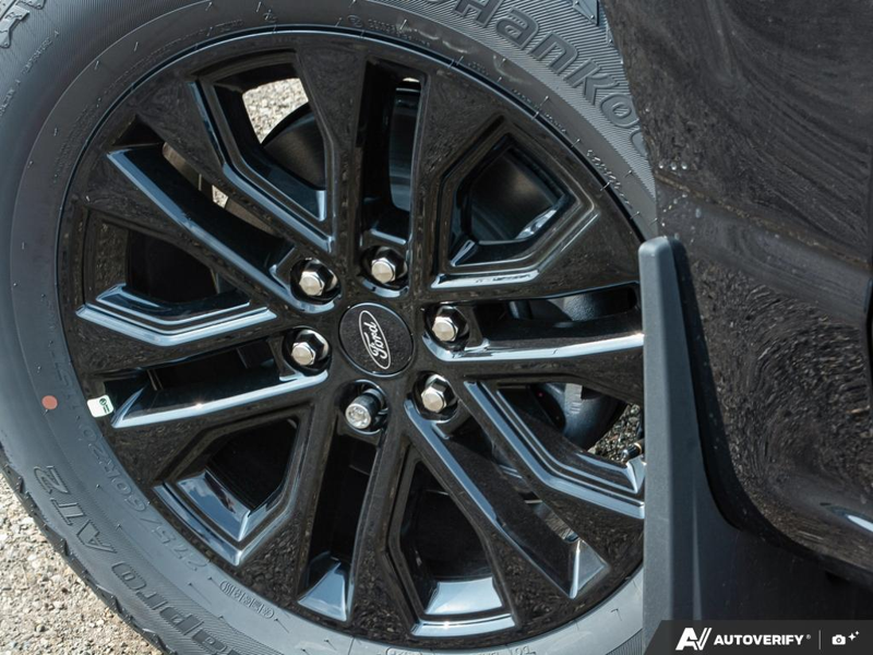 NEW 2026 Ford F-150 LARIAT - Agate Black Exterior / BLACK ACTIVE X Interior - $78,799 - Stock #E60855 - VIN 1FTFW5L89TFB47118 - Photo 6