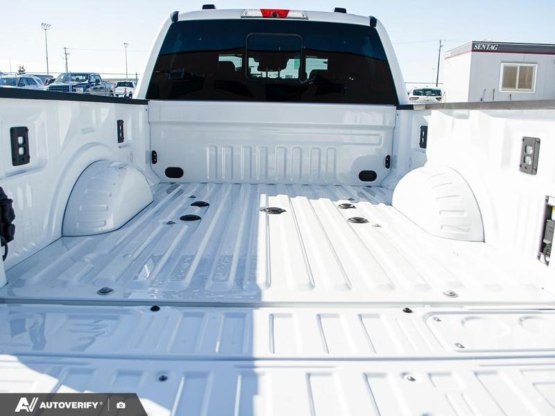 NEW 2026 Ford F-350 Super Duty Platinum - Star White Tri-coat Metallic Exterior / BLACK ONYX/BLUE LEATHER Interior - $121,561 - Stock #D60313 - VIN 1FT8W3BT6TED95352 - Photo 11
