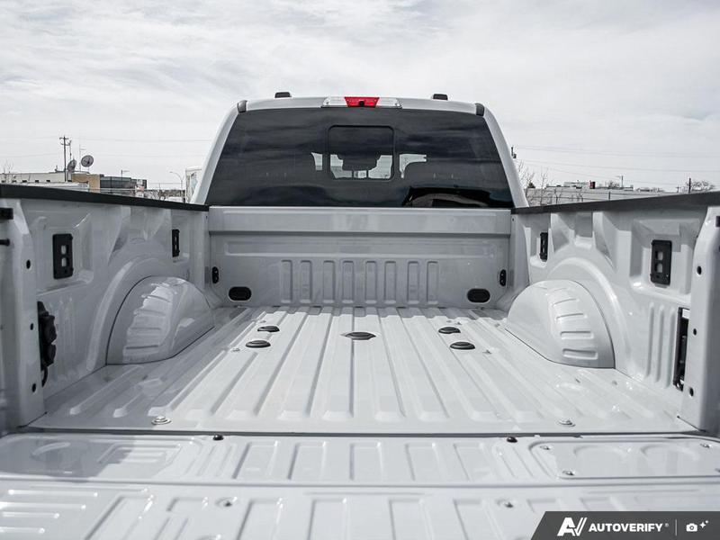 NEW 2026 Ford F-350 Super Duty Platinum - Avalanche Exterior / BLACK ONYX/BLUE LEATHER Interior - $136,453 - Stock #E60547 - VIN 1FT8W3BMXTEE28748 - Photo 11
