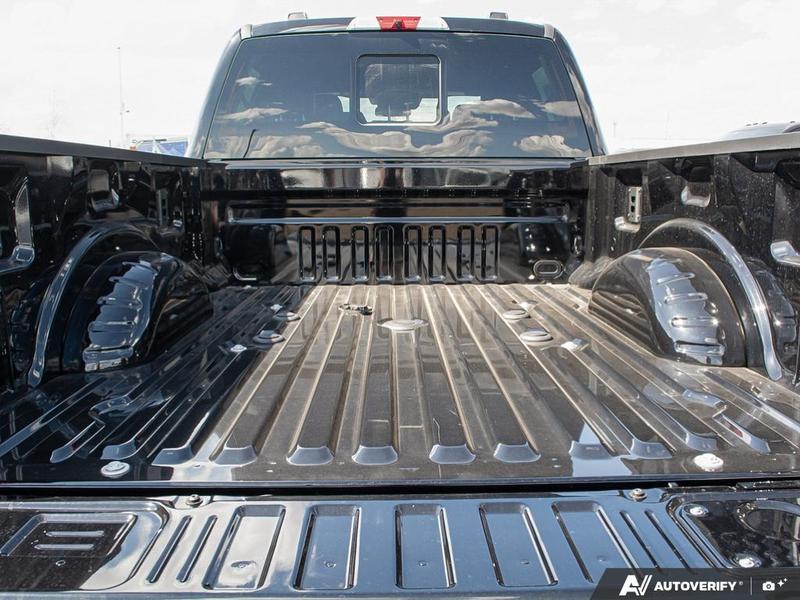 NEW 2026 Ford F-350 Super Duty Platinum Tremor - Agate Black Exterior / BLACK ONYX/BLUE LEATHER Interior - $136,353 - Stock #E60283 - VIN 1FT8W3BM8TED60496 - Photo 11