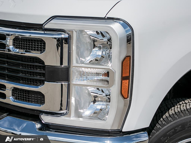 NEW 2026 Ford F-350 Super Duty XLT - Oxford White Exterior / MEDIUM DARK SLATE CLOTH Interior - $102,394 - Stock #D60442 - VIN 1FT8W3DT6TEE25138 - Photo 10