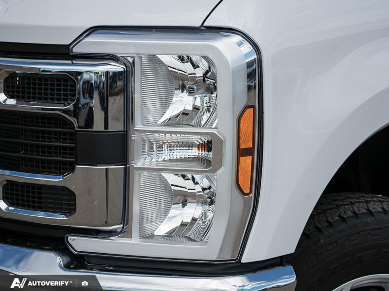NEW 2026 Ford F-350 Super Duty XLT - Oxford White Exterior / MEDIUM DARK SLATE CLOTH Interior - $87,264 - Stock #D60649 - VIN 1FT8W3BT8TEF02370 - Photo 10