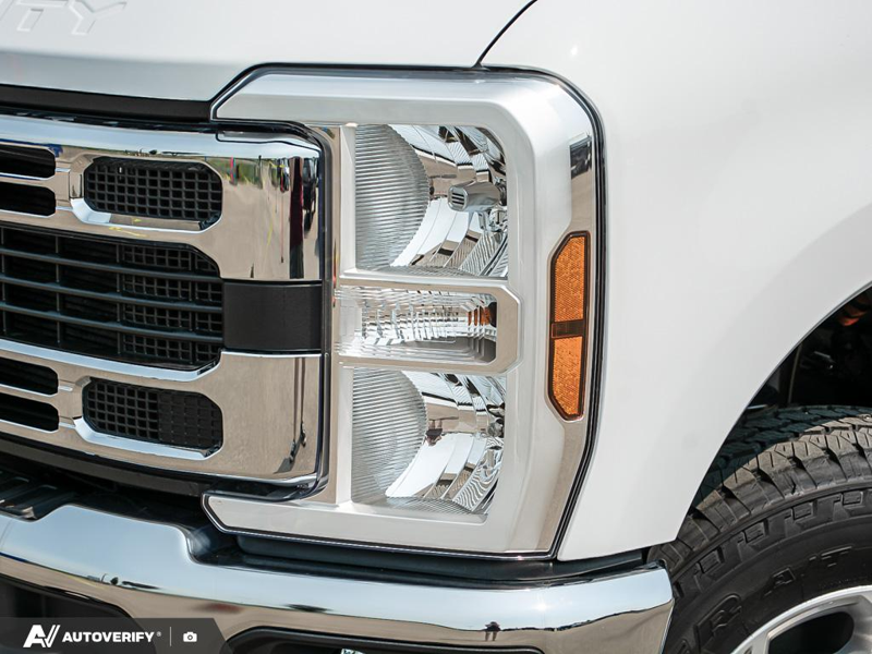 NEW 2026 Ford F-350 Super Duty XLT - Oxford White Exterior / MEDIUM DARK SLATE, CLOTH 40/CONSOLE/40 FRONT SEATS Interior - $87,264 - Stock #D60653 - VIN 1FT8W3BT4TEF02317 - Photo 10
