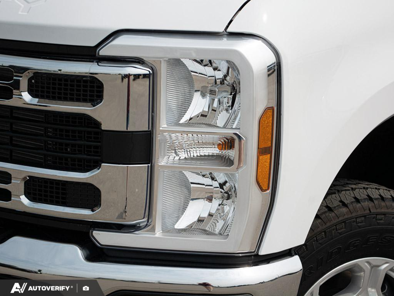 NEW 2026 Ford F-350 Super Duty XLT - Oxford White Exterior / MEDIUM DARK SLATE CLOTH Interior - $88,442 - Stock #D60708 - VIN 1FT8W3BT8TEF28290 - Photo 10