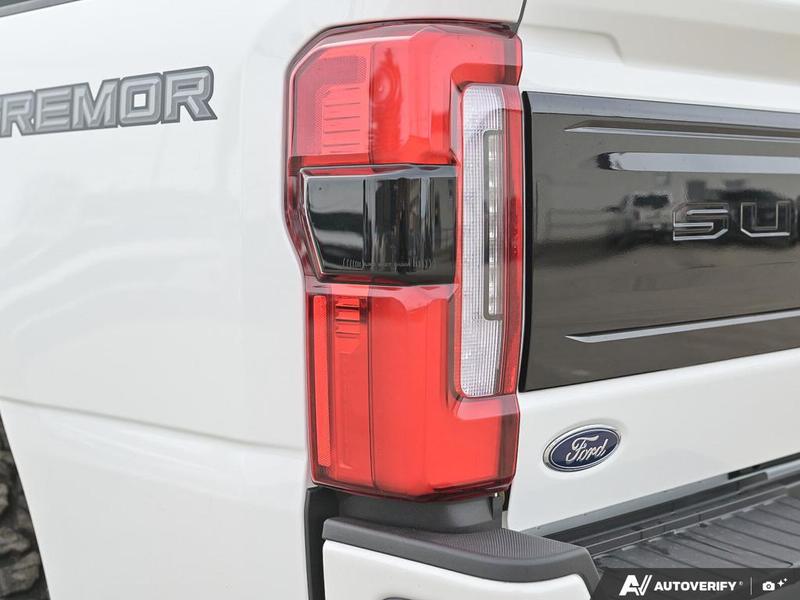 NEW 2026 Ford F-350 Super Duty Platinum Tremor - Star White Tri-coat Metallic Exterior / BLACK ONYX/BLUE LEATHER Interior - $137,253 - Stock #E60436 - VIN 1FT8W3BM9TEE06076 - Photo 12