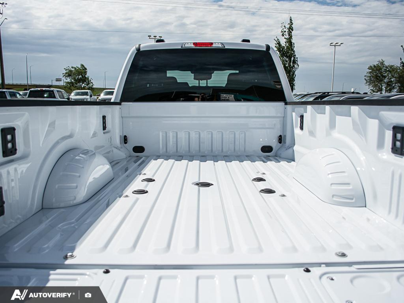 NEW 2026 Ford F-350 Super Duty XLT - Oxford White Exterior / MEDIUM DARK SLATE CLOTH Interior - $102,394 - Stock #D60442 - VIN 1FT8W3DT6TEE25138 - Photo 11