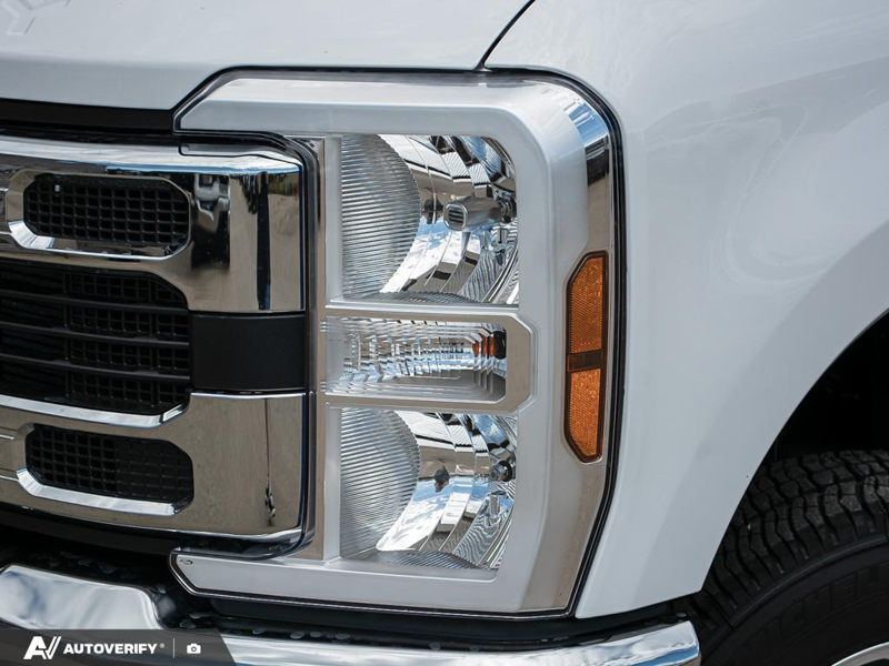 NEW 2026 Ford F-350 Super Duty XLT - Oxford White Exterior / MEDIUM DARK SLATE CLOTH Interior - $90,656 - Stock #D60648 - VIN 1FT8W3DT9TEF02228 - Photo 11