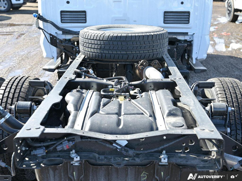 NEW 2026 Ford F-350 Super Duty XLT Cab N Chassis - Oxford White Exterior / MEDIUM DARK SLATE CLOTH Interior - $97,914 - Stock #E60337 - VIN 1FD8W3HT1TED93575 - Photo 11