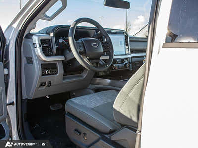 2026 Ford F-350 Super Duty XLT 1