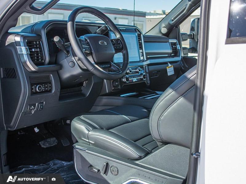 NEW 2026 Ford F-350 Super Duty Platinum - Star White Tri-coat Metallic Exterior / BLACK ONYX/BLUE LEATHER Interior - $121,561 - Stock #D60313 - VIN 1FT8W3BT6TED95352 - Photo 13
