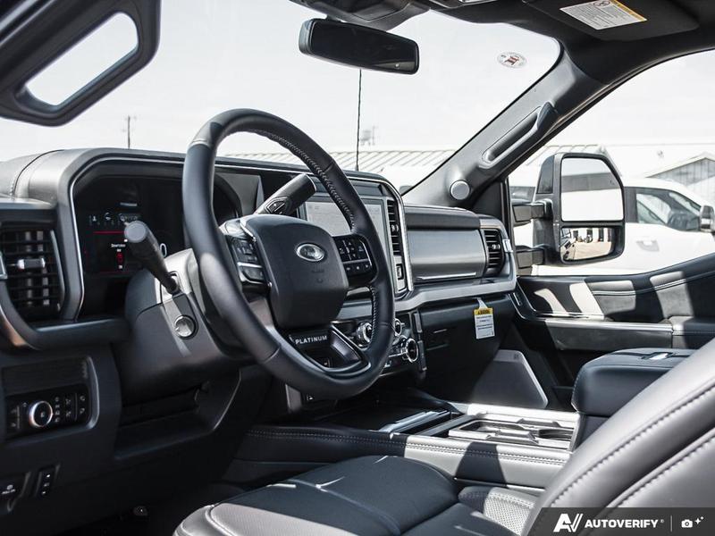 NEW 2026 Ford F-350 Super Duty Platinum Long Box - Agate Black Exterior / BLACK ONYX/BLUE LEATHER Interior - $129,948 - Stock #E60376 - VIN 1FT8W3BM2TED95941 - Photo 13