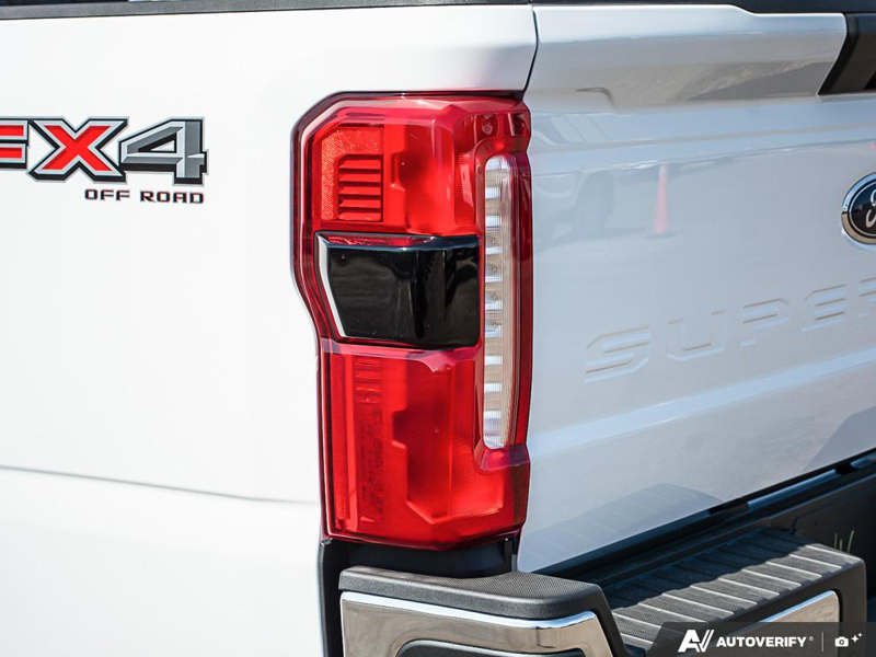 NEW 2026 Ford F-350 Super Duty XLT - Oxford White Exterior / MEDIUM DARK SLATE CLOTH Interior - $80,062 - Stock #E60419 - VIN 1FT8W3BN1TED90464 - Photo 12