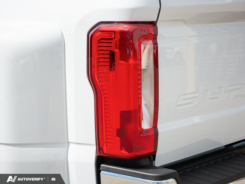 NEW 2026 Ford F-350 Super Duty XLT - Oxford White Exterior / MEDIUM DARK SLATE CLOTH Interior - $90,656 - Stock #D60648 - VIN 1FT8W3DT9TEF02228 - Photo 13