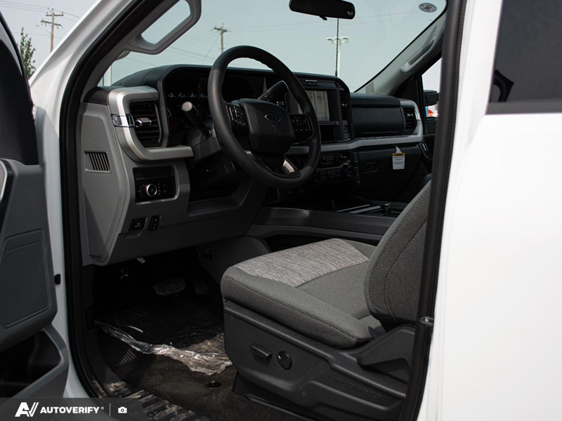 NEW 2026 Ford F-350 Super Duty XLT - Oxford White Exterior / MEDIUM DARK SLATE CLOTH Interior - $88,442 - Stock #D60708 - VIN 1FT8W3BT8TEF28290 - Photo 13