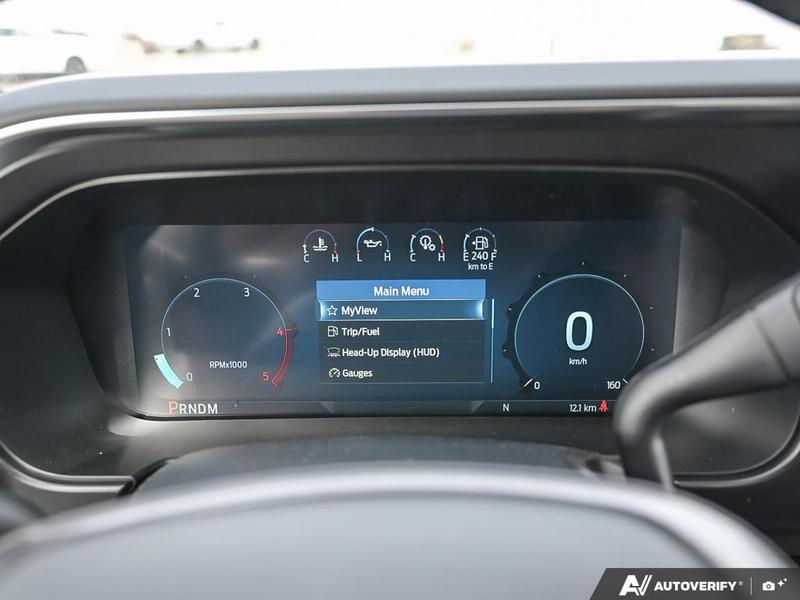 NEW 2026 Ford F-350 Super Duty Platinum Tremor - Star White Tri-coat Metallic Exterior / BLACK ONYX/BLUE LEATHER Interior - $137,253 - Stock #E60436 - VIN 1FT8W3BM9TEE06076 - Photo 15