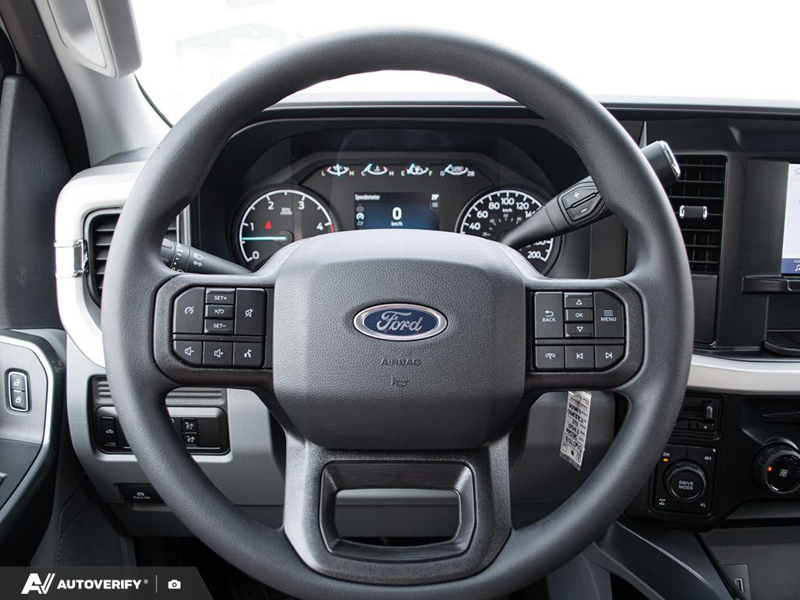 NEW 2026 Ford F-350 Super Duty XLT - Oxford White Exterior / MEDIUM DARK SLATE CLOTH Interior - $88,442 - Stock #D60708 - VIN 1FT8W3BT8TEF28290 - Photo 14