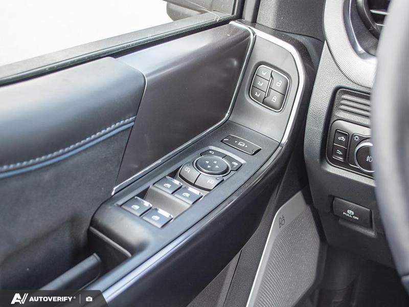 NEW 2026 Ford F-350 Super Duty Platinum - Agate Black Exterior / BLACK ONYX/BLUE LEATHER Interior - $120,761 - Stock #D60311 - VIN 1FT8W3BT6TED85081 - Photo 17
