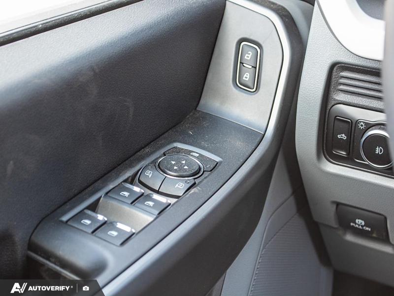 NEW 2026 Ford F-350 Super Duty XLT - Oxford White Exterior / MEDIUM DARK SLATE CLOTH Interior - $102,394 - Stock #D60442 - VIN 1FT8W3DT6TEE25138 - Photo 17
