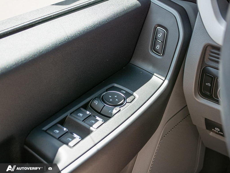 NEW 2026 Ford F-350 Super Duty XLT - Oxford White Exterior / MEDIUM DARK SLATE CLOTH Interior - $87,264 - Stock #D60650 - VIN 1FT8W3BT3TEF01188 - Photo 17
