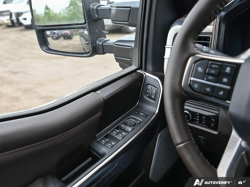 NEW 2026 Ford F-350 Super Duty King Ranch - Agate Black/marsh Grey Accent Exterior / JAVA LEATHER Interior - $116,762 - Stock #E60468 - VIN 1FT8W3BT3TEE05660 - Photo 17