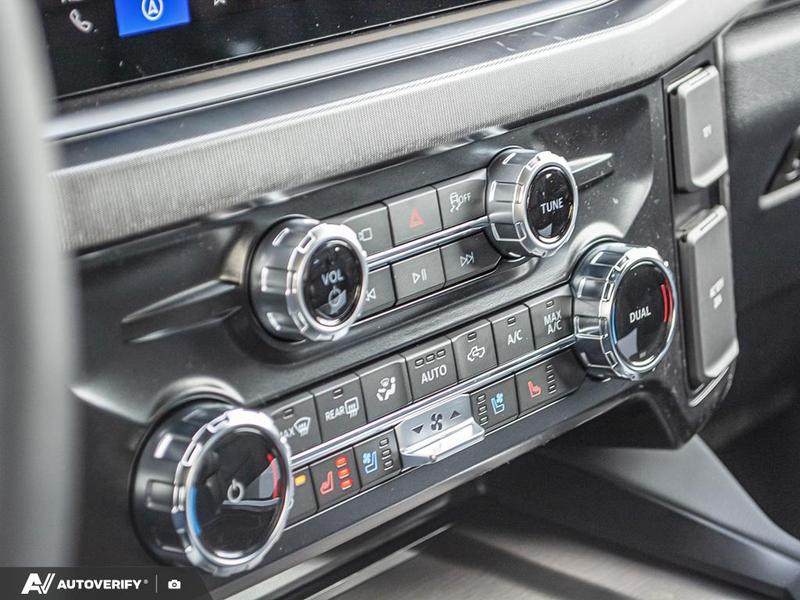 NEW 2026 Ford F-350 Super Duty Platinum - Agate Black Exterior / BLACK ONYX/BLUE LEATHER Interior - $120,761 - Stock #D60311 - VIN 1FT8W3BT6TED85081 - Photo 20