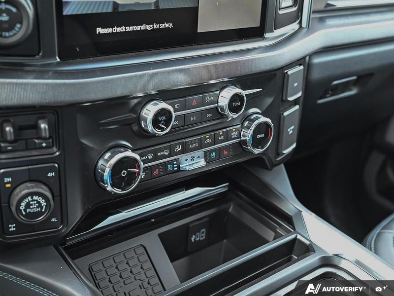 NEW 2026 Ford F-350 Super Duty Platinum Tremor - Agate Black Exterior / BLACK ONYX/BLUE LEATHER Interior - $136,453 - Stock #E60443 - VIN 1FT8W3BM7TED99614 - Photo 20