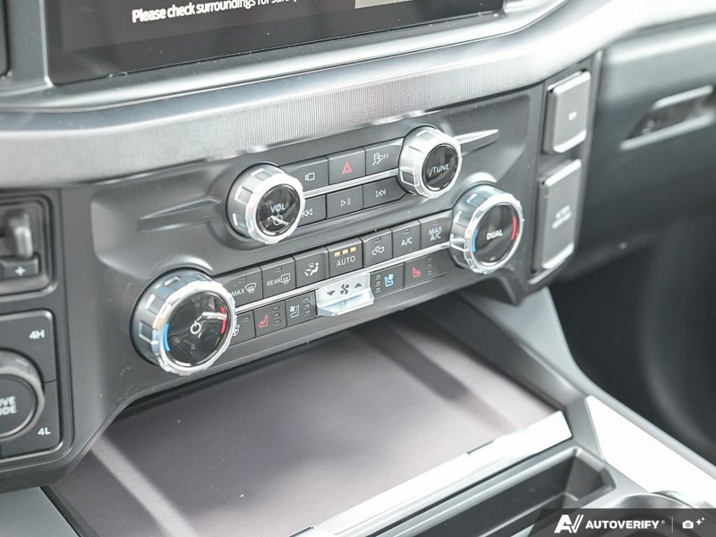 NEW 2026 Ford F-350 Super Duty Platinum - Star White Tri-coat Metallic Exterior / BLACK ONYX/BLUE LEATHER Interior - $116,043 - Stock #E60392 - VIN 1FT8W3BT6TED89079 - Photo 20
