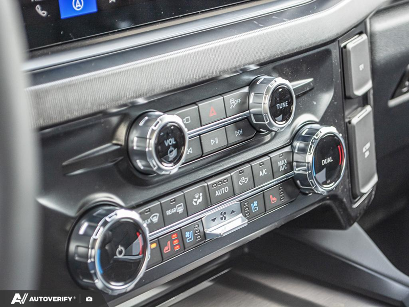 NEW 2026 Ford F-350 Super Duty Platinum - Agate Black Exterior / BLACK ONYX/BLUE LEATHER Interior - $114,915 - Stock #D60311 - VIN 1FT8W3BT6TED85081 - Photo 20