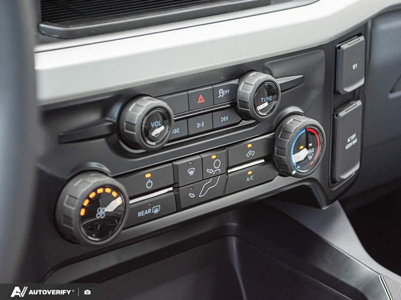 NEW 2026 Ford F-350 Super Duty XLT - Oxford White Exterior / MEDIUM DARK SLATE CLOTH Interior - $98,529 - Stock #D60649 - VIN 1FT8W3BT8TEF02370 - Photo 20