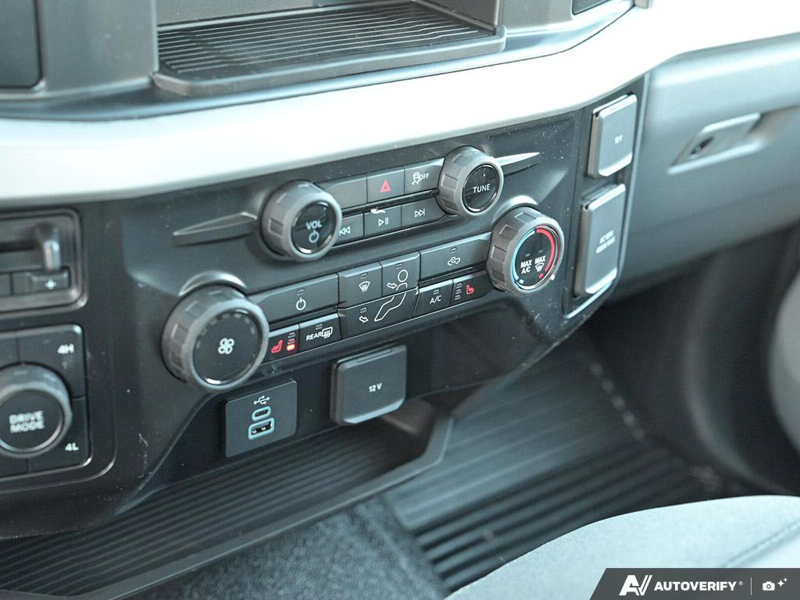 NEW 2026 Ford F-350 Super Duty XLT Cab N Chassis - Oxford White Exterior / MEDIUM DARK SLATE CLOTH Interior - $97,914 - Stock #E60337 - VIN 1FD8W3HT1TED93575 - Photo 20
