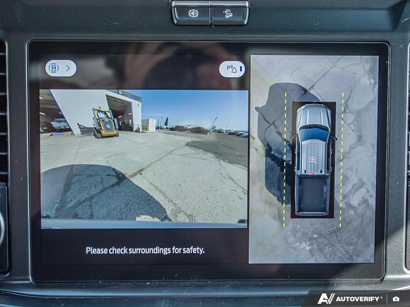 NEW 2026 Ford F-350 Super Duty Platinum Tremor - Glacier Gray Exterior / BLACK ONYX/BLUE LEATHER Interior - $134,693 - Stock #E60035 - VIN 1FT8W3BM4TEC29646 - Photo 22