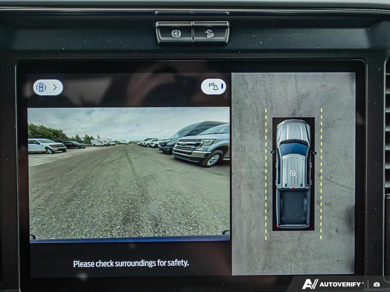 NEW 2026 Ford F-350 Super Duty Platinum Tremor - Argon Blue Metallic Exterior / BLACK ONYX/BLUE LEATHER Interior - $133,893 - Stock #E60017 - VIN 1FT8W3BM1TEC04574 - Photo 22