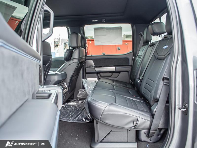 NEW 2026 Ford F-350 Super Duty Platinum - Carbonized Grey Metallic Exterior / BLACK ONYX/BLUE LEATHER Interior - $124,761 - Stock #D60347 - VIN 1FT8W3BM3TEE05392 - Photo 25