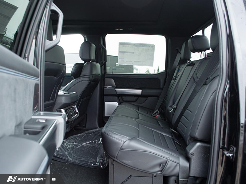 NEW 2026 Ford F-350 Super Duty Platinum - Agate Black Exterior / BLACK ONYX/BLUE LEATHER Interior - $118,435 - Stock #D60306 - VIN 1FT8W3BM5TED97599 - Photo 25