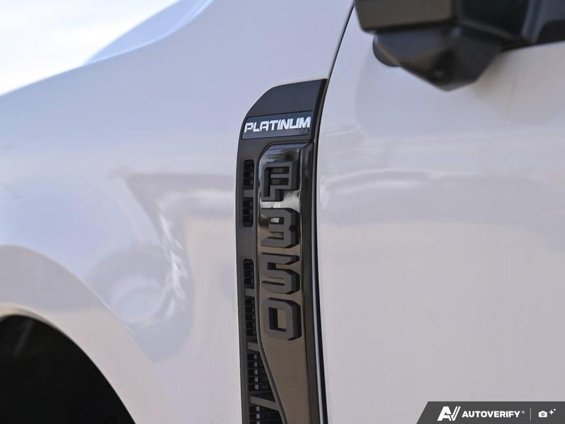 NEW 2026 Ford F-350 Super Duty Platinum Tremor - Star White Tri-coat Metallic Exterior / BLACK ONYX/BLUE LEATHER Interior - $137,153 - Stock #E60247 - VIN 1FT8W3BM5TED66353 - Photo 27