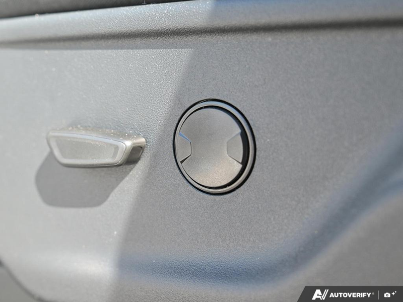 NEW 2026 Ford F-350 Super Duty XLT Cab N Chassis - Oxford White Exterior / MEDIUM DARK SLATE CLOTH Interior - $97,914 - Stock #E60337 - VIN 1FD8W3HT1TED93575 - Photo 27