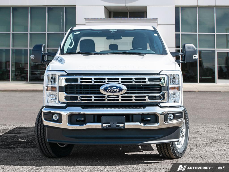 NEW 2026 Ford F-350 Super Duty XLT - Oxford White Exterior / MEDIUM DARK SLATE CLOTH Interior - $80,062 - Stock #E60419 - VIN 1FT8W3BN1TED90464 - Photo 2