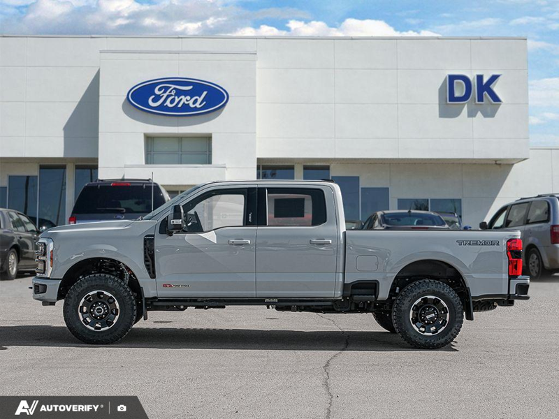 NEW 2026 Ford F-350 Super Duty Platinum - Avalanche Exterior / BLACK ONYX/PLATINUM BLUE, UNIQUE PLATINUM LEATHER 40/CONSOLE/40 Interior - $140,096 - Stock #D60791 - VIN 1FT8W3BMXTED92978 - Photo 3