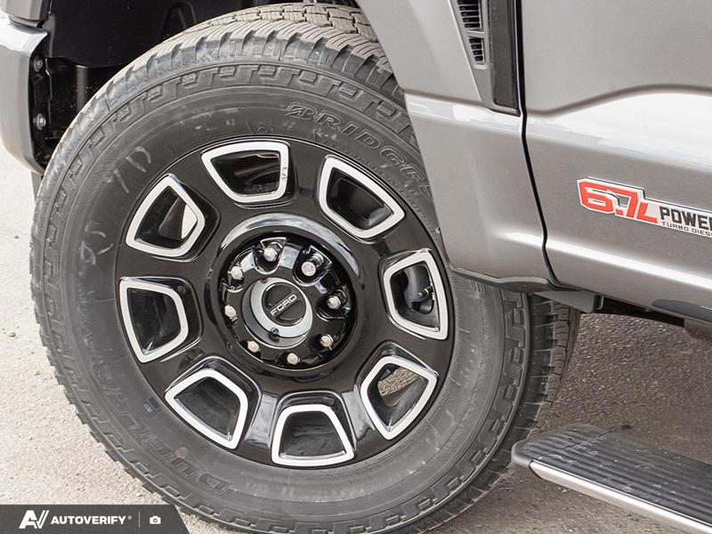NEW 2026 Ford F-350 Super Duty Platinum - Carbonized Grey Metallic Exterior / BLACK ONYX/BLUE LEATHER Interior - $124,761 - Stock #D60444 - VIN 1FT8W3BMXTEE27115 - Photo 5