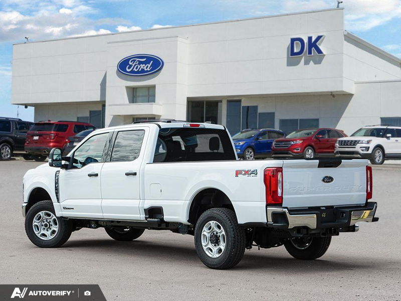 NEW 2026 Ford F-350 Super Duty XLT - Oxford White Exterior / MEDIUM DARK SLATE CLOTH Interior - $87,264 - Stock #D60649 - VIN 1FT8W3BT8TEF02370 - Photo 4