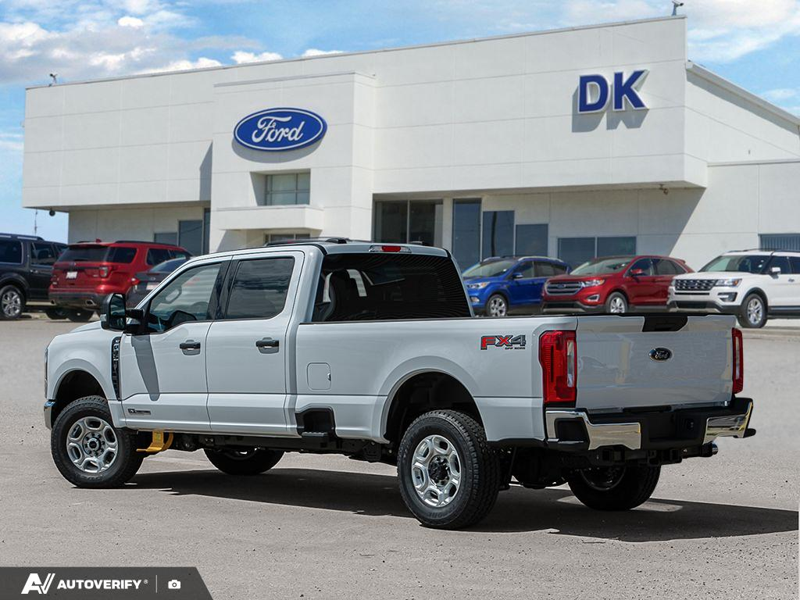 NEW 2026 Ford F-350 Super Duty XLT - Oxford White Exterior / MEDIUM DARK SLATE CLOTH Interior - $87,264 - Stock #D60650 - VIN 1FT8W3BT3TEF01188 - Photo 4