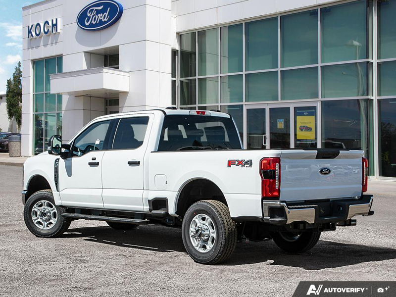 NEW 2026 Ford F-350 Super Duty XLT - Oxford White Exterior / MEDIUM DARK SLATE CLOTH Interior - $80,062 - Stock #E60419 - VIN 1FT8W3BN1TED90464 - Photo 4
