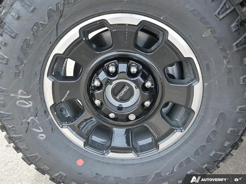 NEW 2026 Ford F-350 Super Duty Platinum Tremor - Star White Tri-coat Metallic Exterior / BLACK ONYX/BLUE LEATHER Interior - $137,253 - Stock #E60436 - VIN 1FT8W3BM9TEE06076 - Photo 6