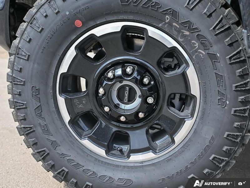 NEW 2026 Ford F-350 Super Duty Platinum Tremor - Agate Black Exterior / BLACK ONYX/BLUE LEATHER Interior - $136,453 - Stock #E60443 - VIN 1FT8W3BM7TED99614 - Photo 6